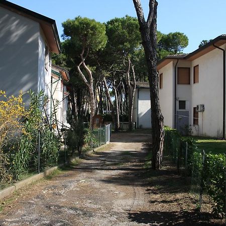 Villaggio Solveig Family Apartments Lido di Jesolo Exterior foto